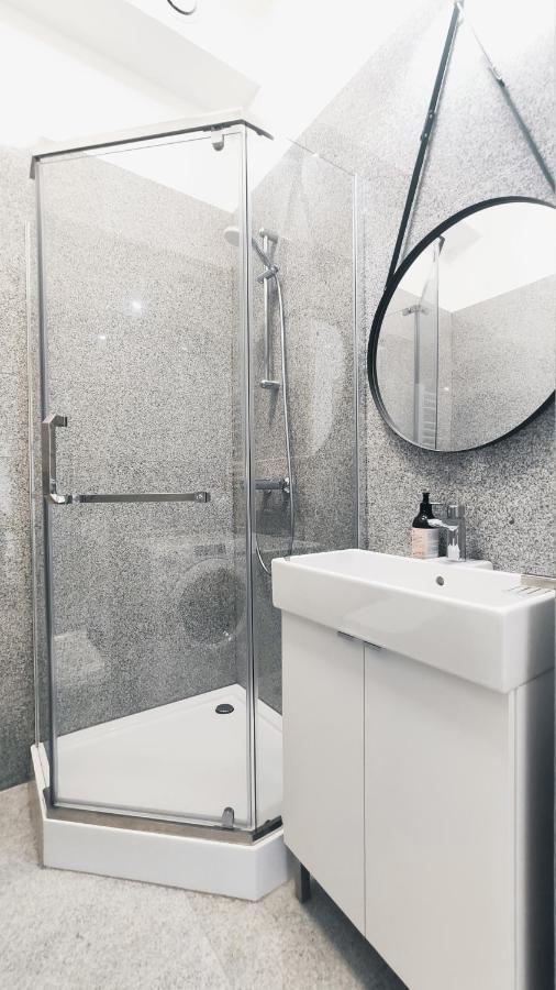 Apartment Plac Wolnica 9 By Homeprime Krakau